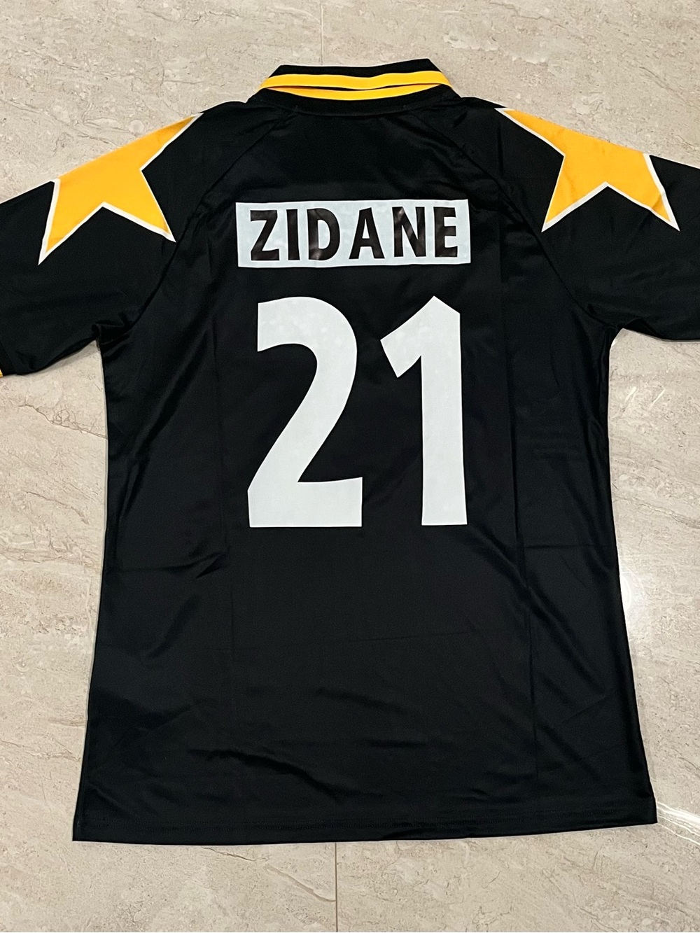 Juventus 95/96 black third kit - Zidane #21 SIZE X-LARGE